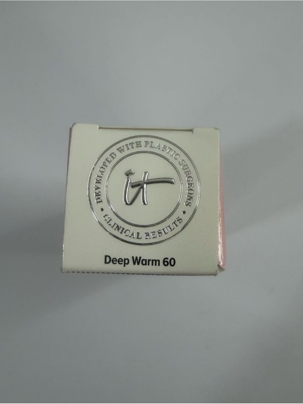 NIB IT Cosmetics Your Skin But Better Foundation 1 oz Deep Warm 60 - Picture 2 of 6